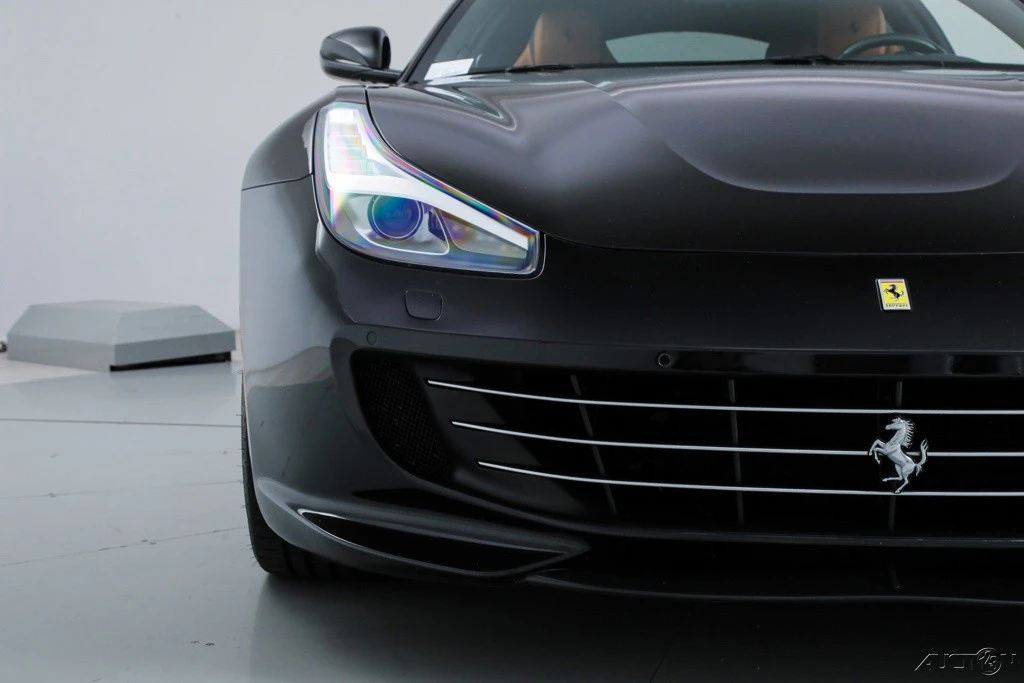 2018 Ferrari GTC4Lusso - Image 14 of 21