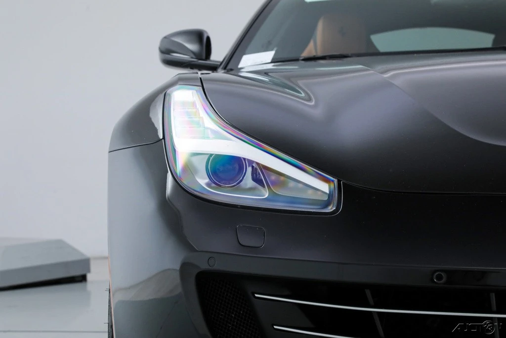 2018 Ferrari GTC4Lusso - Image 15 of 21