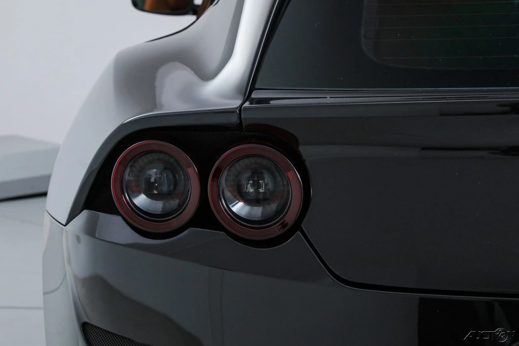 2018 Ferrari GTC4Lusso - Image 20 of 21