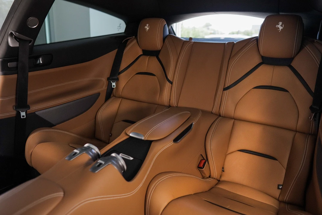 2018 Ferrari GTC4Lusso - Image 18 of 20