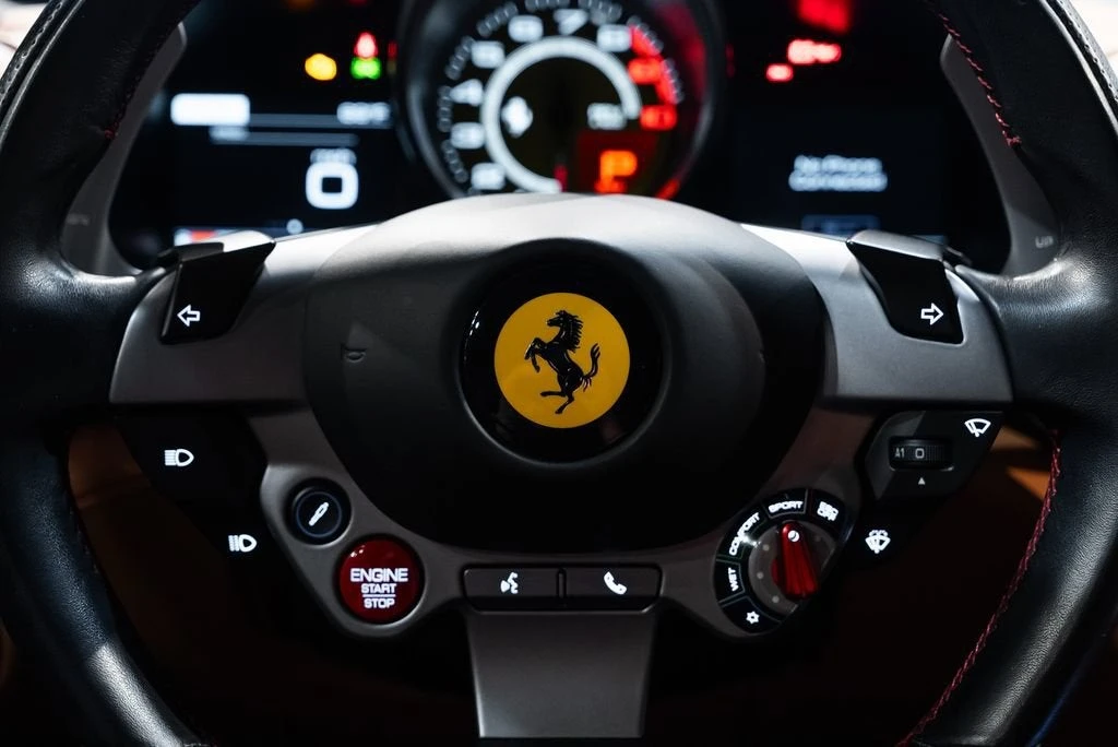 2018 Ferrari GTC4Lusso - Image 30 of 31