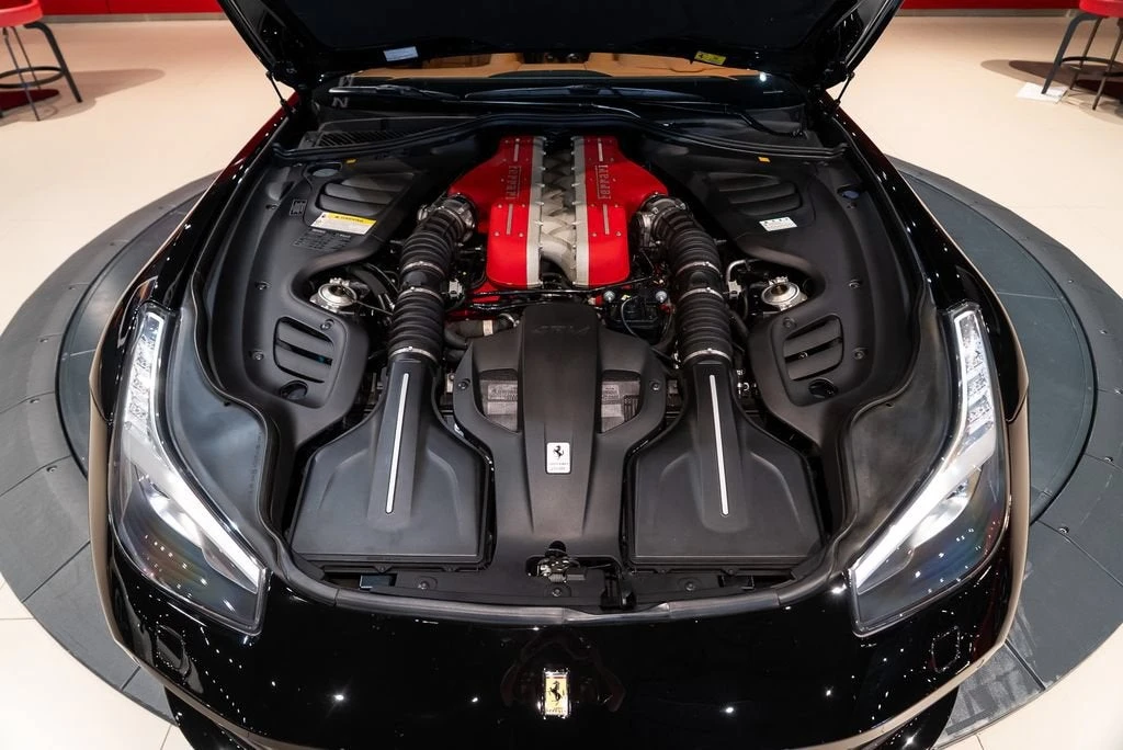 2018 Ferrari GTC4Lusso - Image 18 of 31
