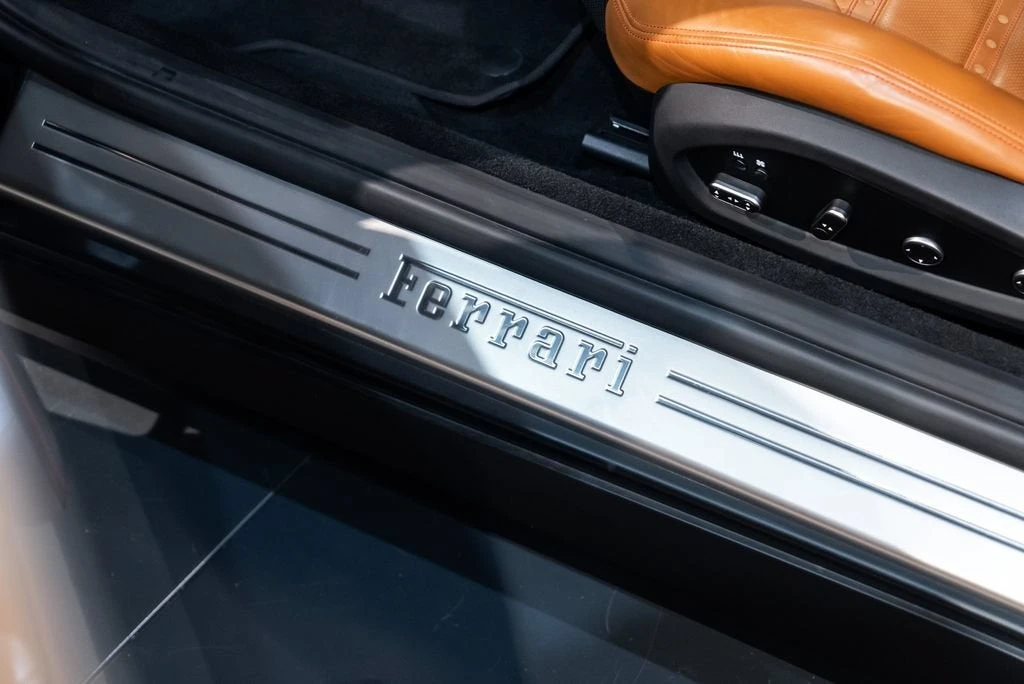 2018 Ferrari GTC4Lusso - Image 27 of 31