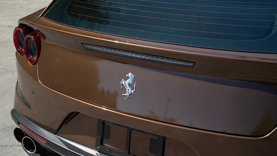 2018 Ferrari GTC4Lusso - Image 27 of 31