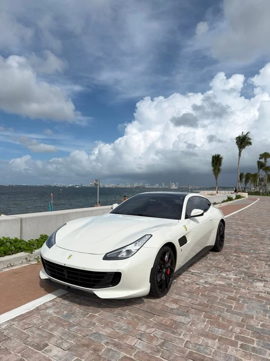 2018 Ferrari GTC4Lusso T - Image 6 of 18
