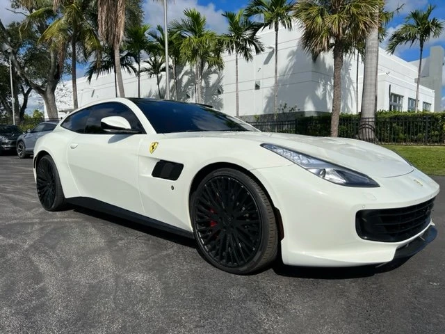 2018 Ferrari GTC4Lusso T - Image 17 of 18