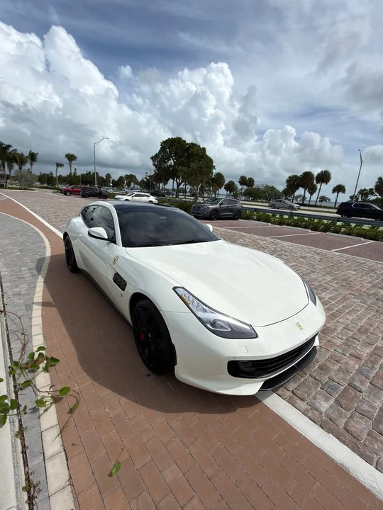 2018 Ferrari GTC4Lusso T - Image 4 of 18