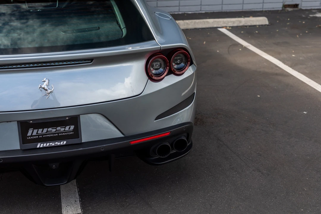 2018 Ferrari GTC4Lusso - Image 29 of 31