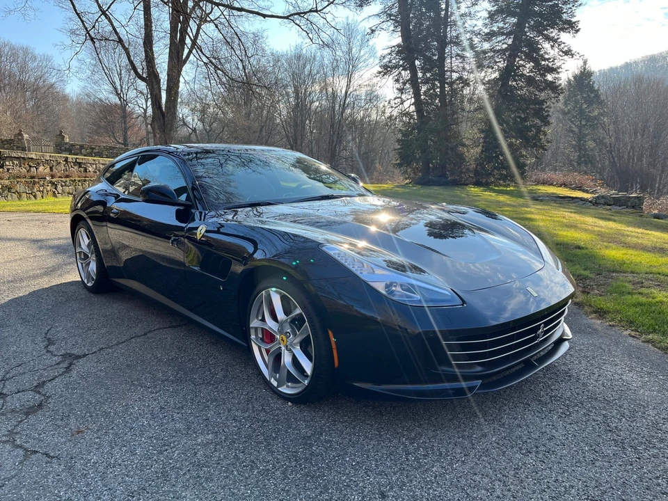 2018 Ferrari GTC4Lusso - Image 9 of 16