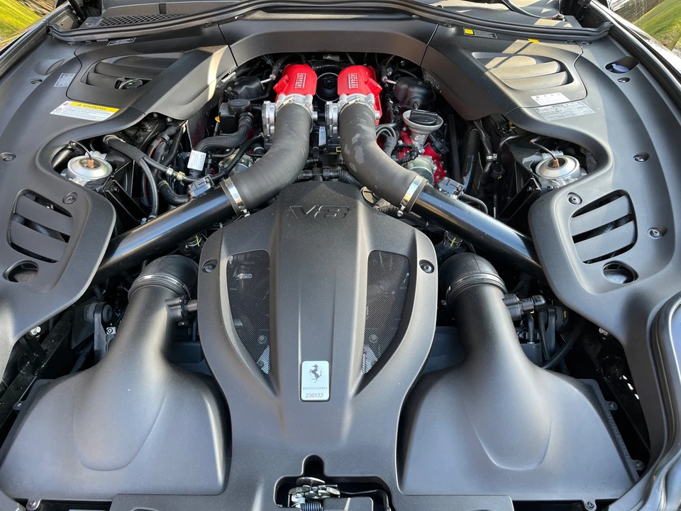 2018 Ferrari GTC4Lusso - Image 14 of 16