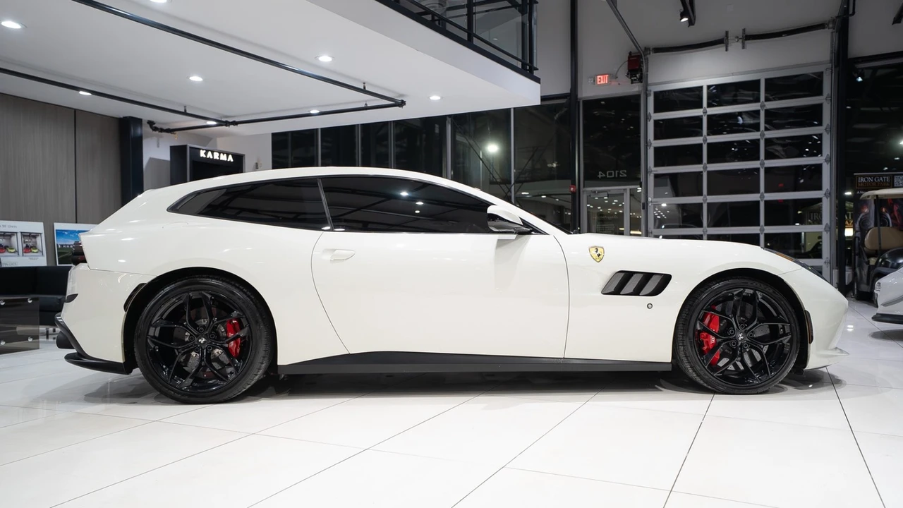 2018 Ferrari GTC4Lusso T - Image 6 of 21