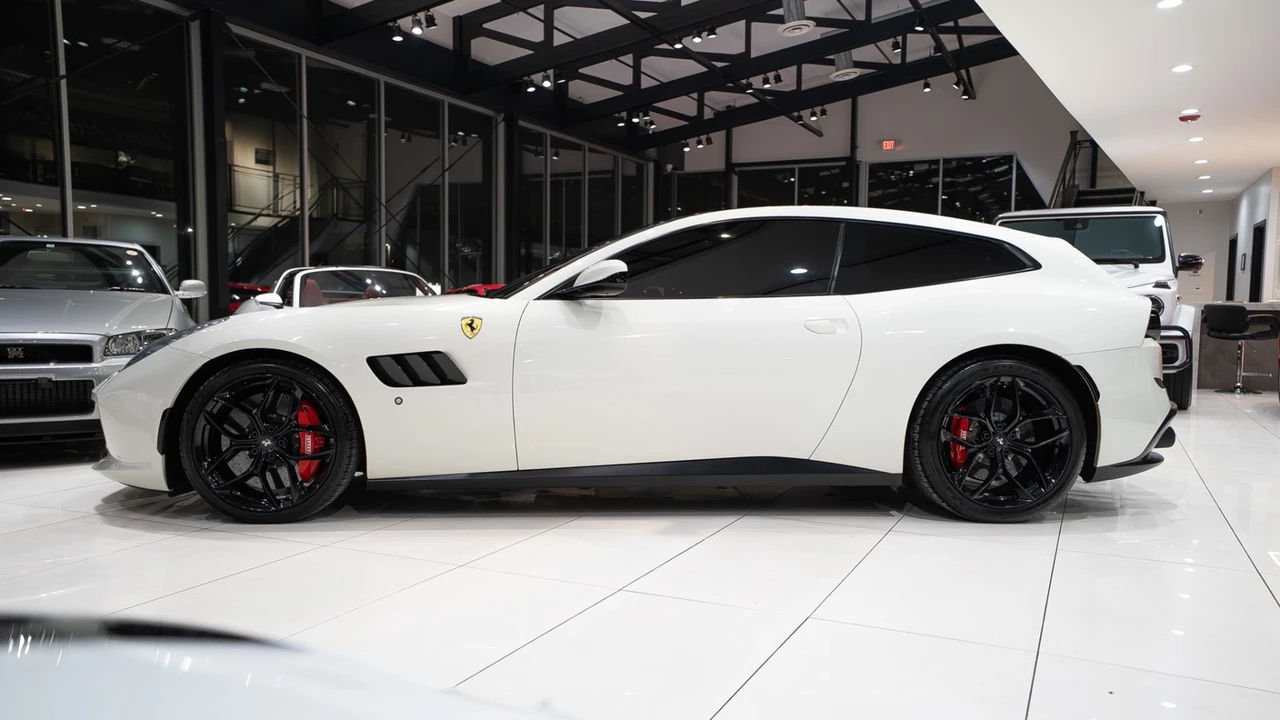 2018 Ferrari GTC4Lusso T - Image 2 of 21