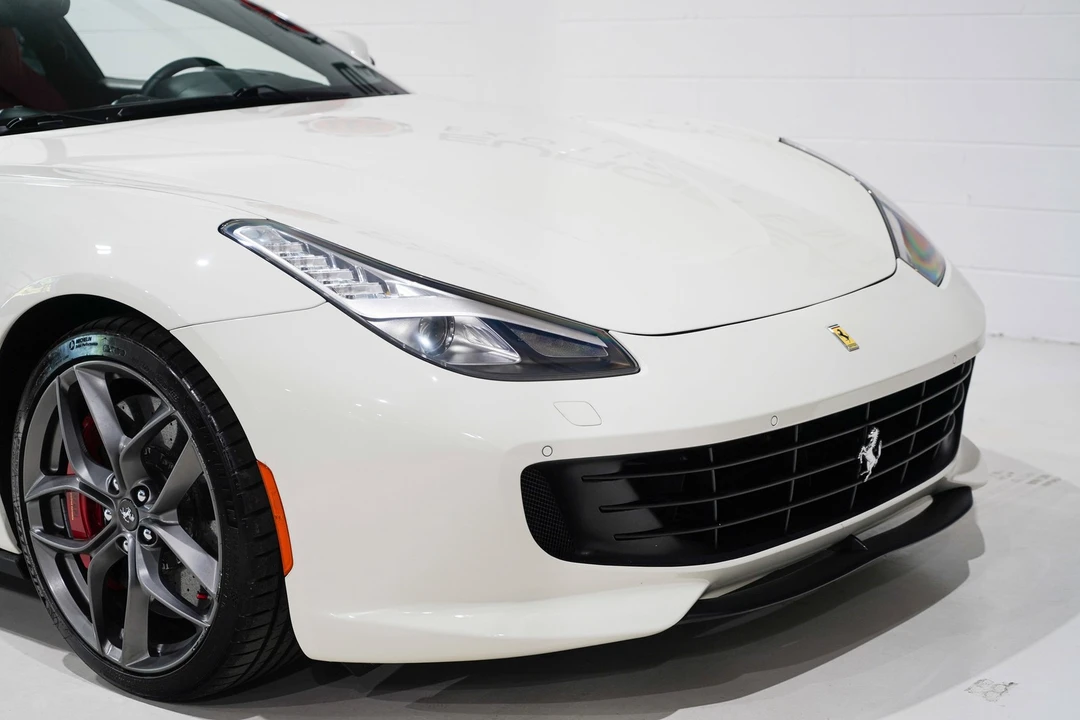 2018 Ferrari GTC4Lusso T - Image 24 of 31