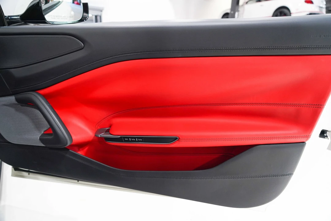 2018 Ferrari GTC4Lusso T - Image 19 of 31
