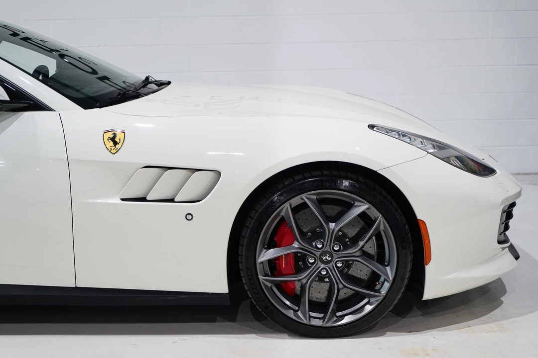 2018 Ferrari - Image 21 of 31