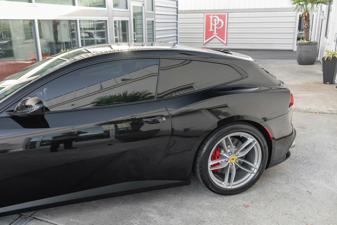2018 Ferrari GTC4Lusso T - Image 4 of 21