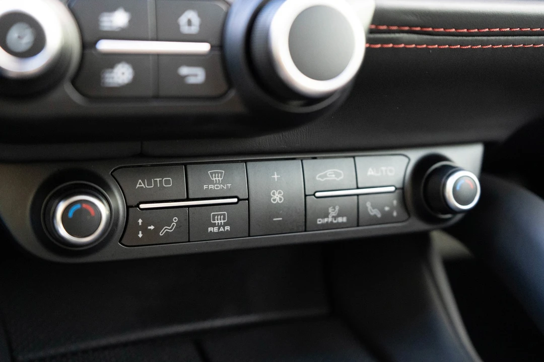 2018 Ferrari GTC4Lusso T - Image 27 of 31