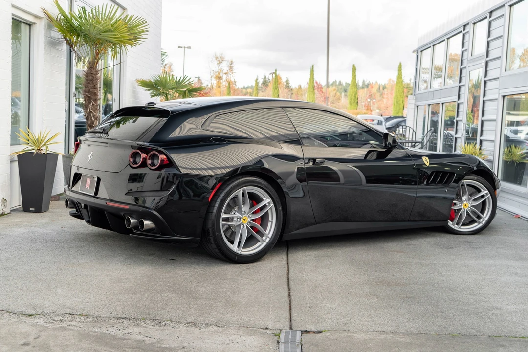 2018 Ferrari GTC4Lusso T - Image 6 of 31