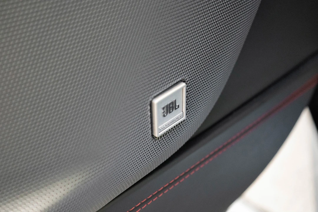 2018 Ferrari GTC4Lusso T - Image 13 of 21