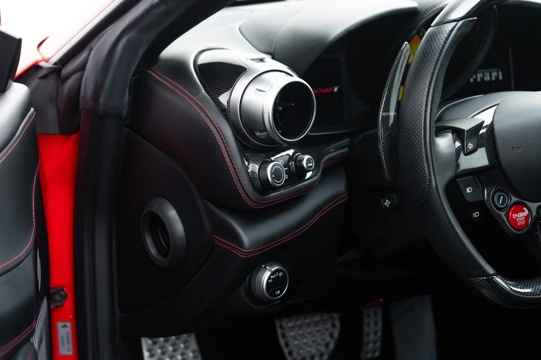 2018 Ferrari GTC4Lusso T - Image 19 of 21
