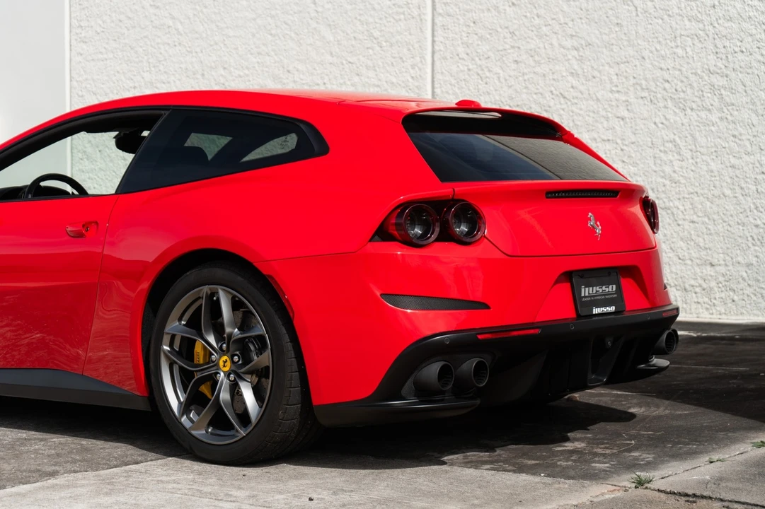 2018 Ferrari GTC4Lusso T - Image 18 of 21