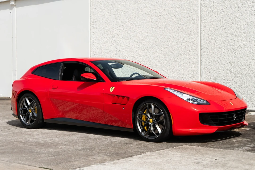 2018 Ferrari GTC4Lusso T - Image 2 of 21