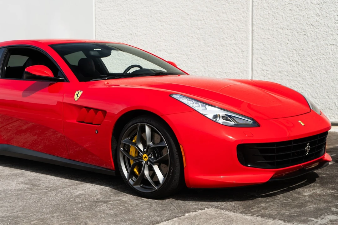 2018 Ferrari GTC4Lusso T - Image 17 of 21
