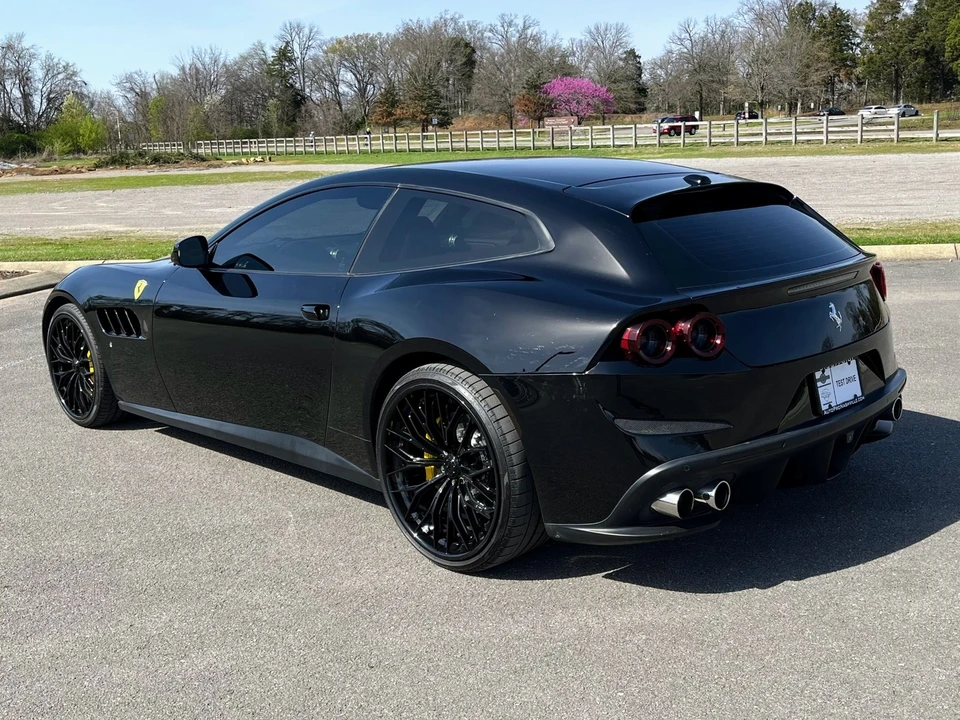 2018 Ferrari GTC4Lusso - Image 4 of 31
