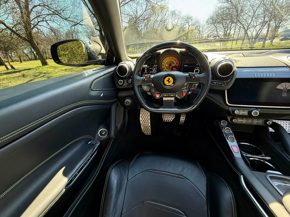 2018 Ferrari GTC4Lusso - Image 29 of 31