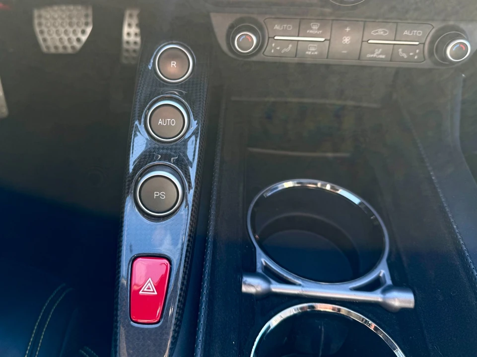 2018 Ferrari GTC4Lusso - Image 30 of 31