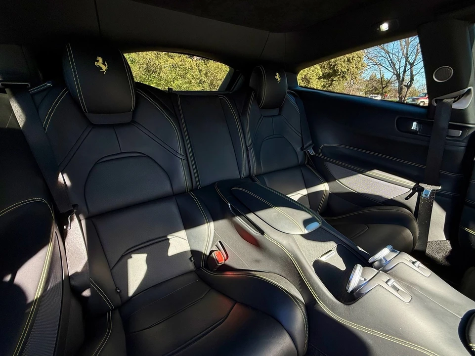 2018 Ferrari GTC4Lusso - Image 24 of 31