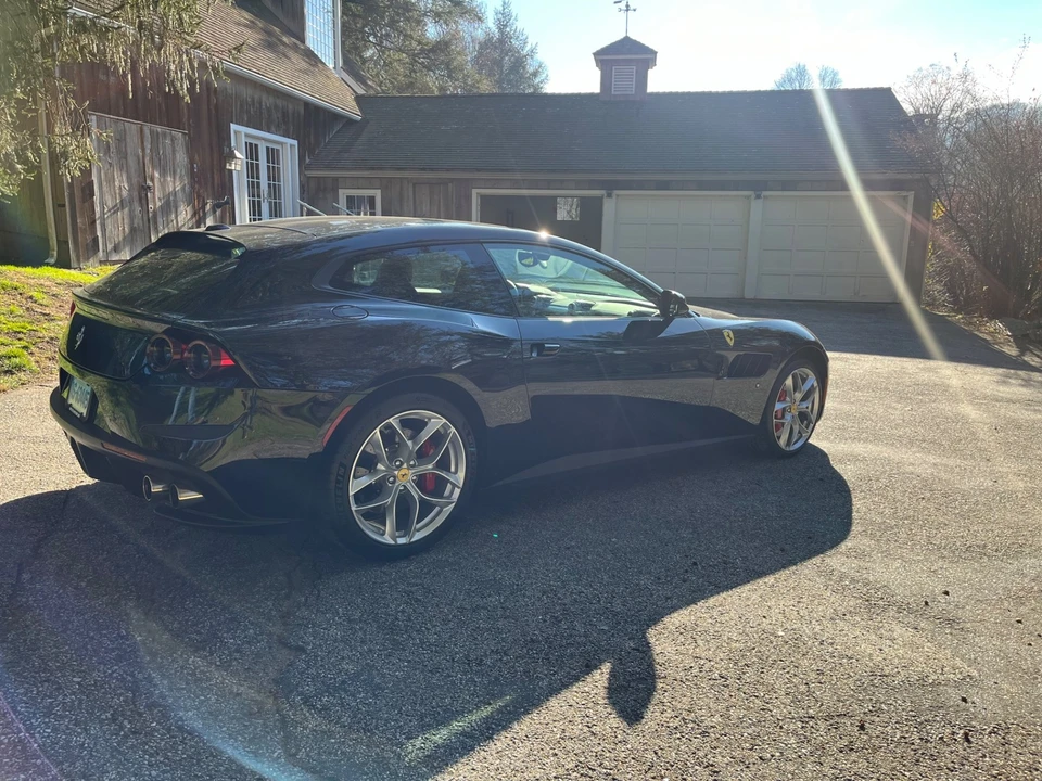 2018 Ferrari GTC4Lusso T - Image 5 of 16