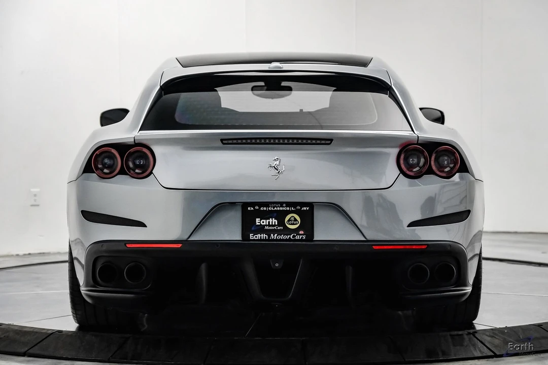 2018 Ferrari GTC4Lusso - Image 13 of 31