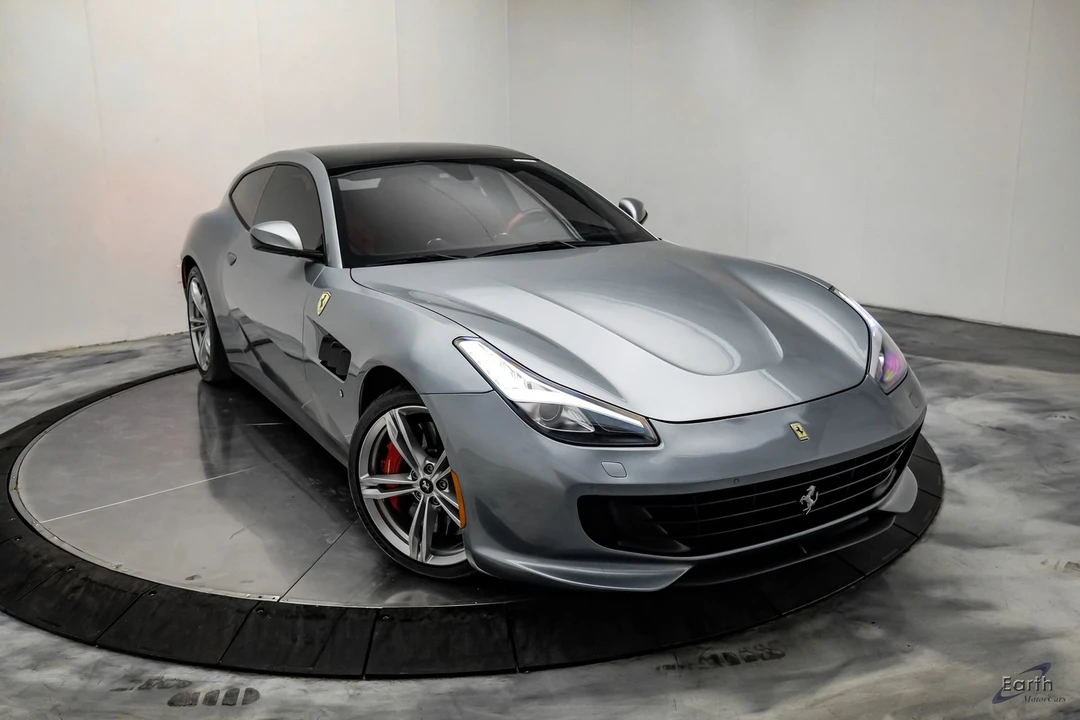 2018 Ferrari GTC4Lusso - Image 28 of 31