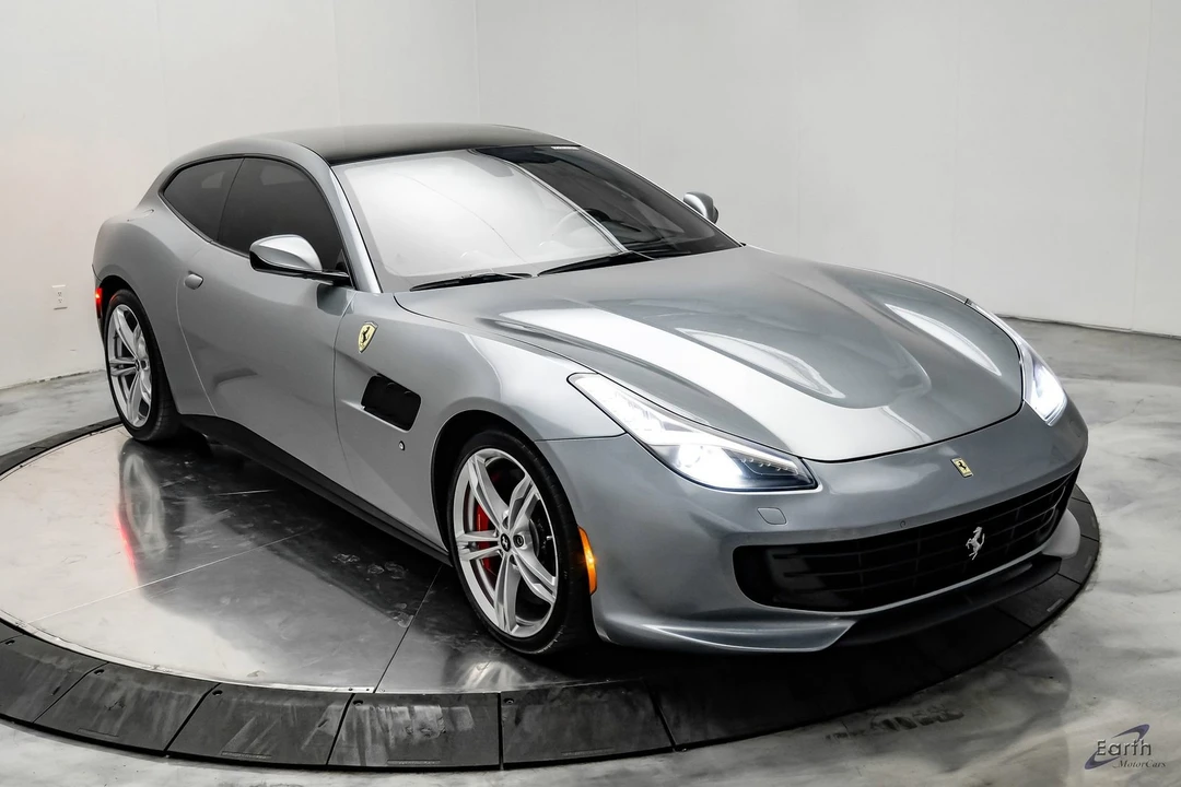 2018 Ferrari GTC4Lusso - Image 29 of 31