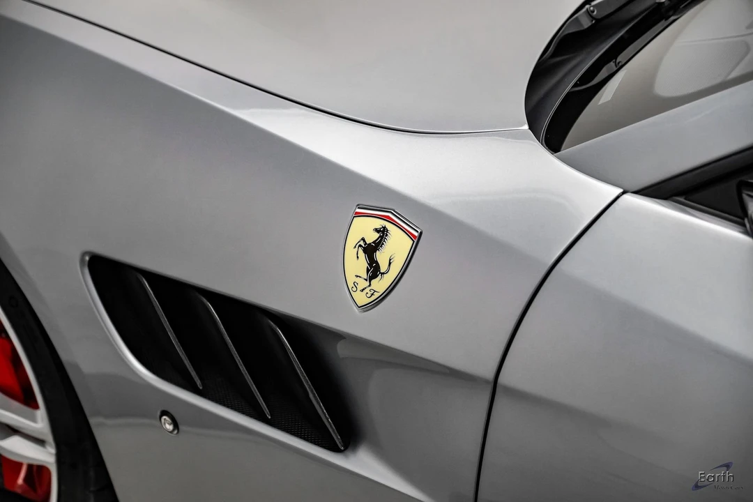2018 Ferrari GTC4Lusso - Image 29 of 31
