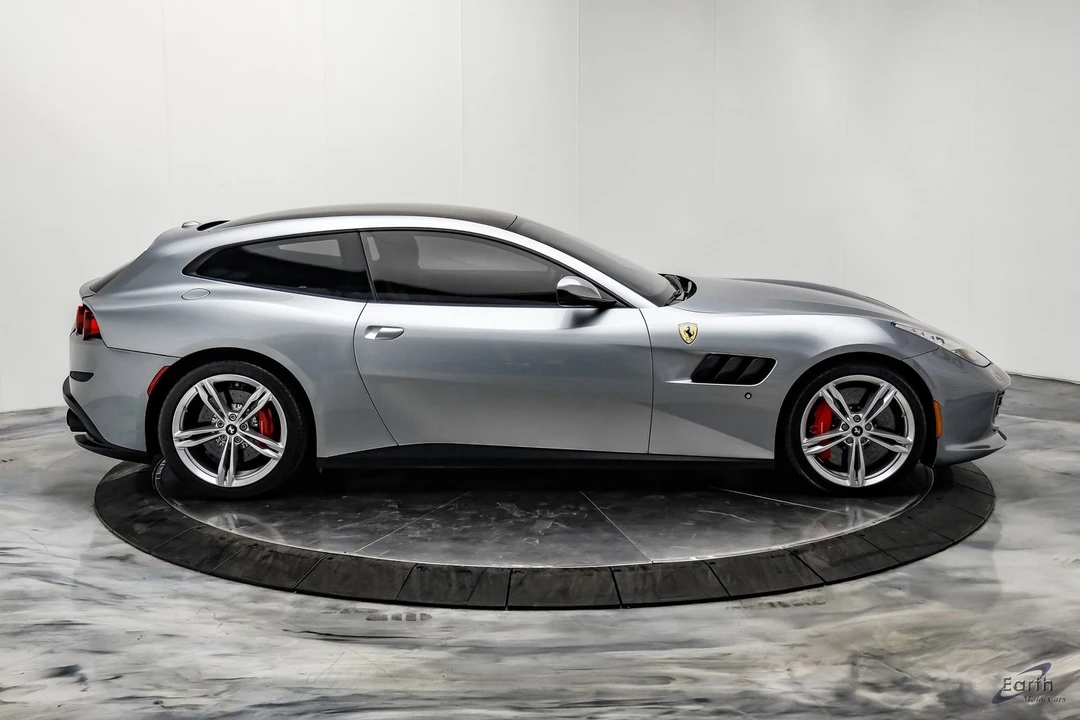2018 Ferrari GTC4Lusso - Image 22 of 31