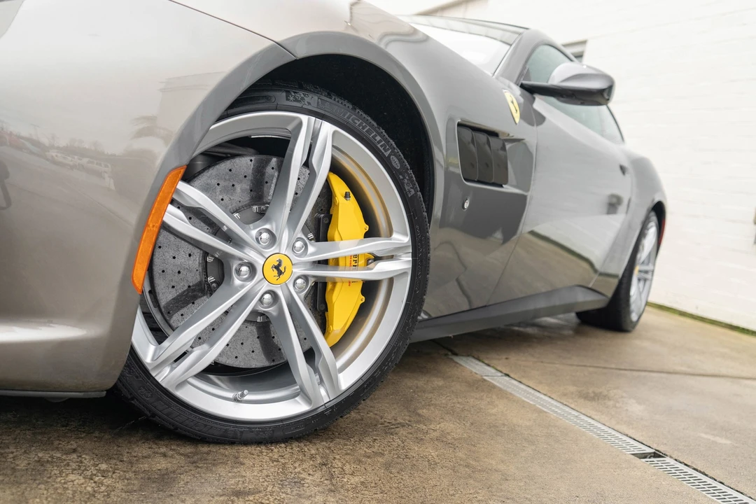 2018 Ferrari GTC4Lusso - Image 3 of 21