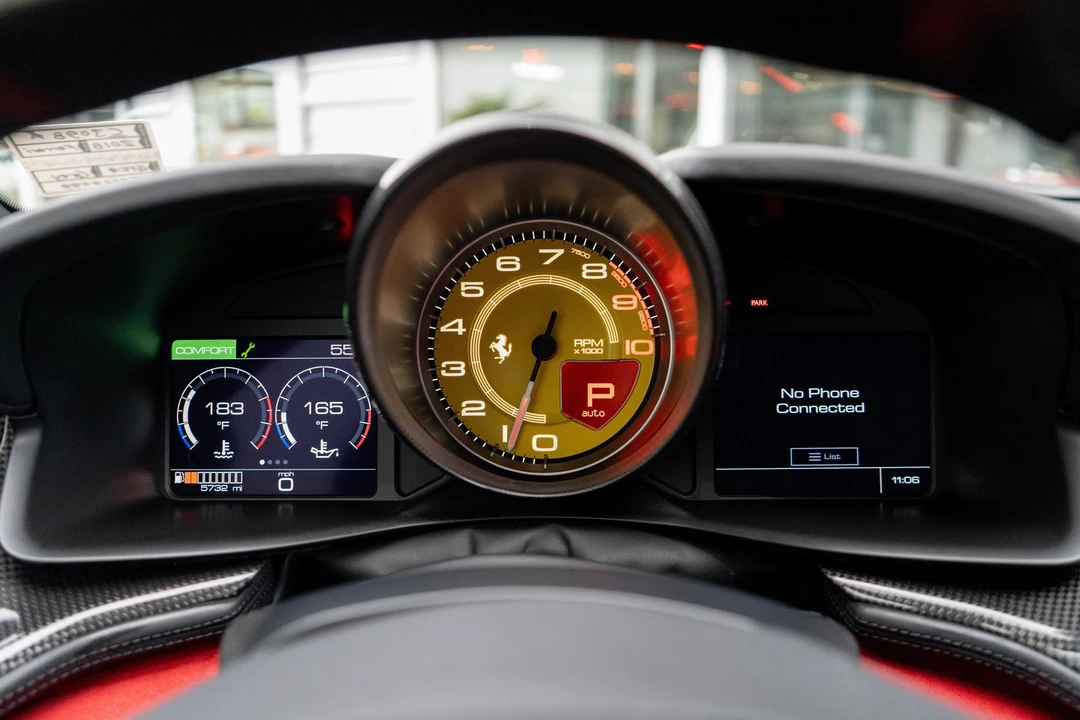 2018 Ferrari GTC4Lusso - Image 17 of 21