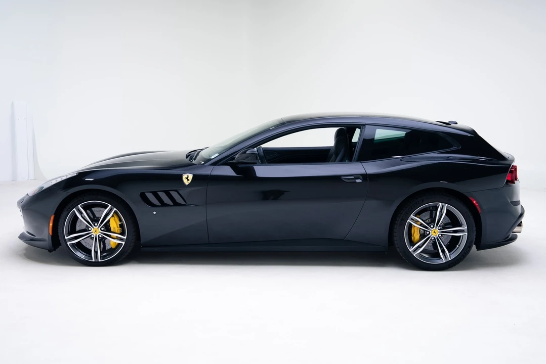 2018 Ferrari GTC4Lusso - Image 14 of 21