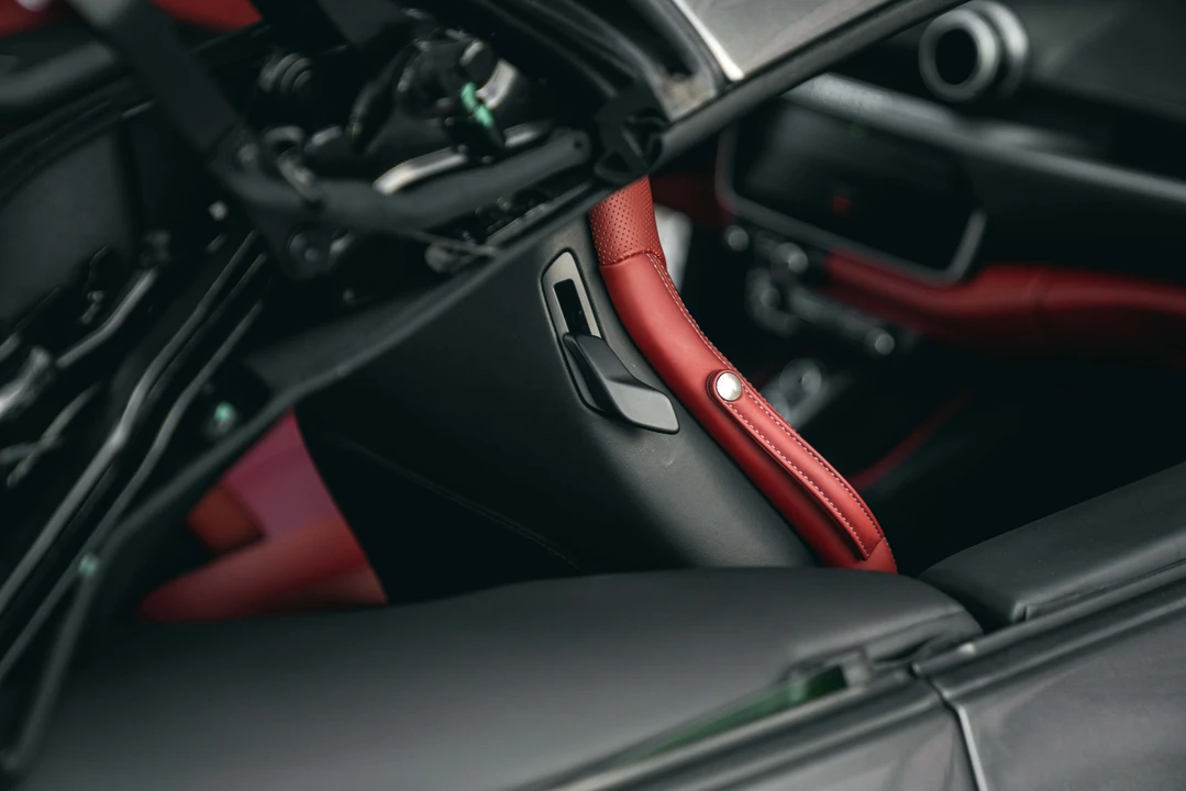 2018 Ferrari Portofino - Image 30 of 31