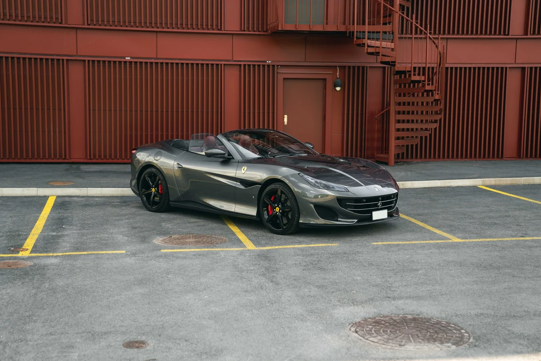 2018 Ferrari Portofino - Image 12 of 31