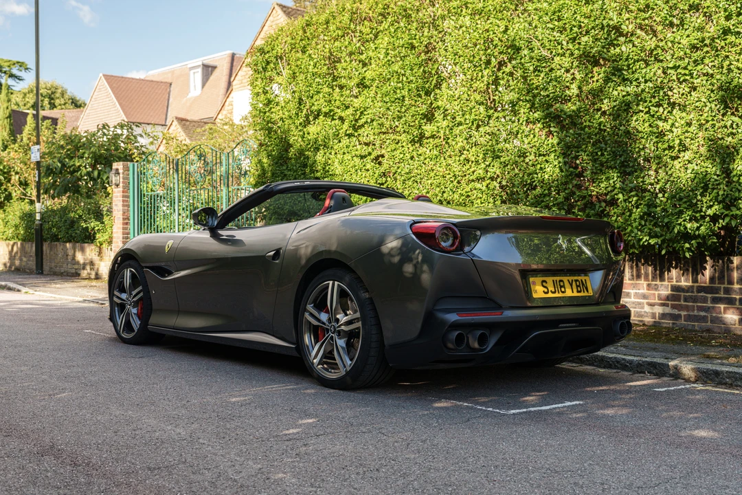 2018 Ferrari Portofino - Image 4 of 31