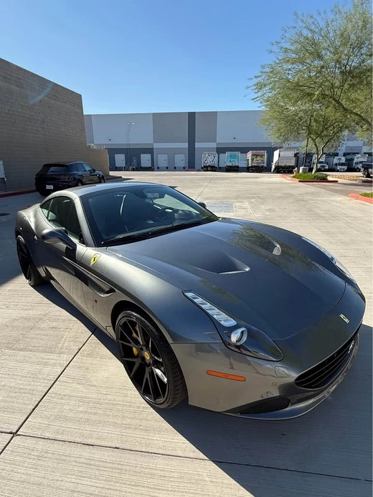 2018 Ferrari California T - Image 8 of 13
