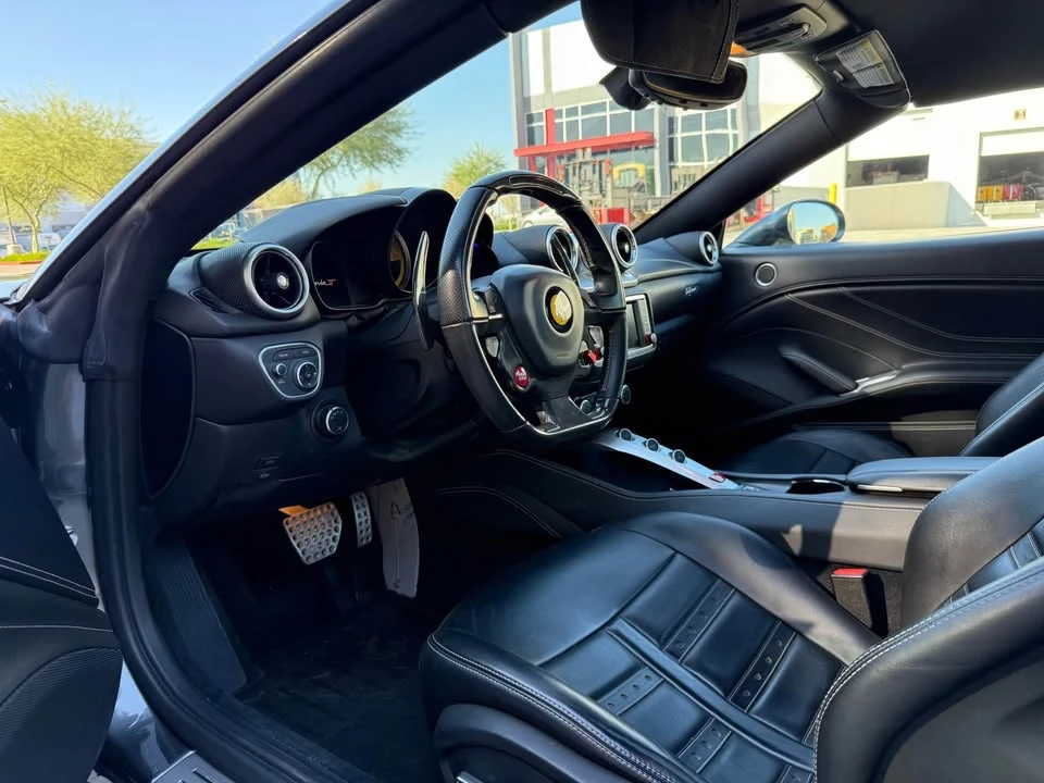 2018 Ferrari California T - Image 13 of 13