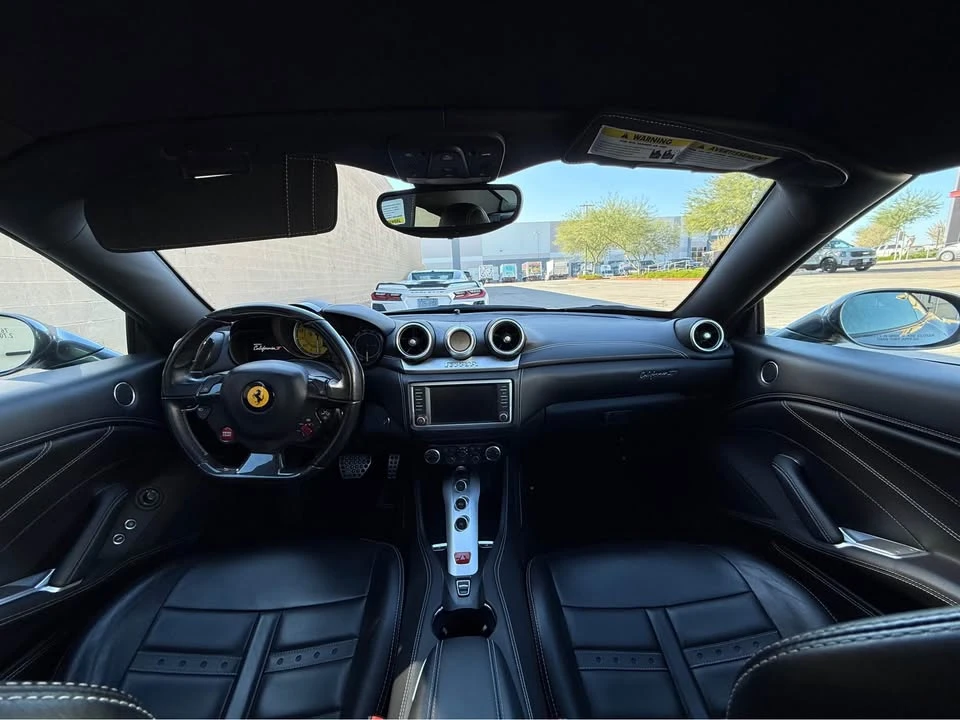 2018 Ferrari California T - Image 11 of 13