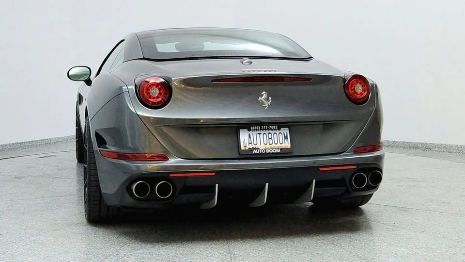 2018 Ferrari California T - Image 3 of 19