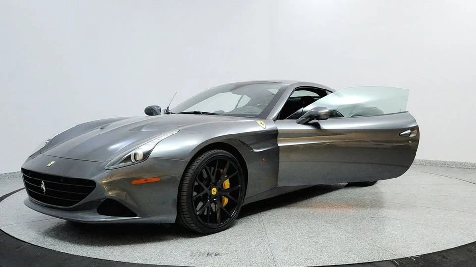 2018 Ferrari California T - Image 8 of 19