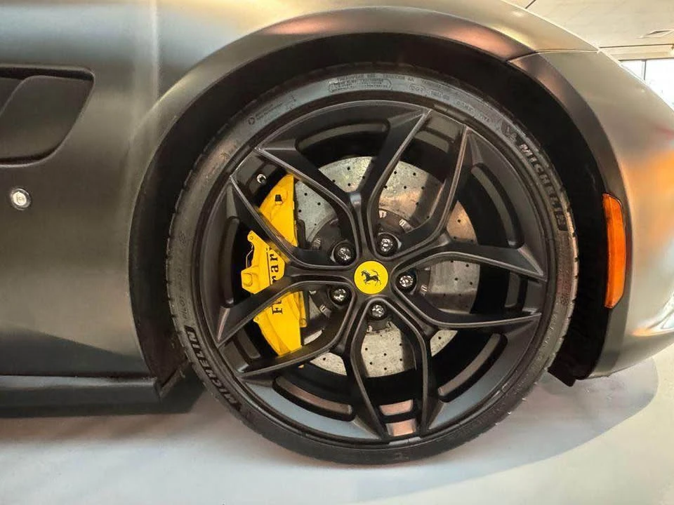 2018 Ferrari GTC4Lusso T - Image 12 of 20