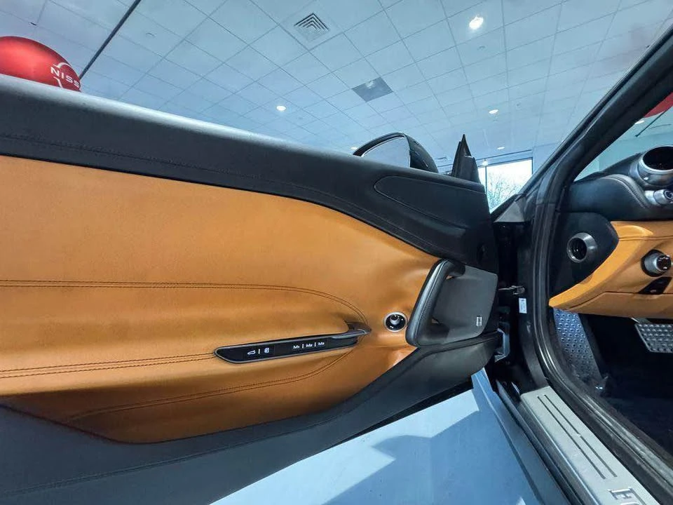 2018 Ferrari GTC4Lusso T - Image 13 of 20